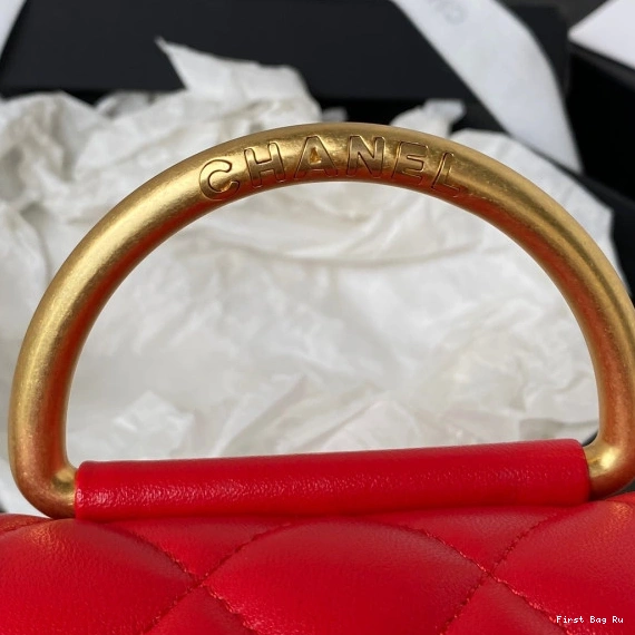 First Bag Ru BAG CHANEL HANDLE 0821